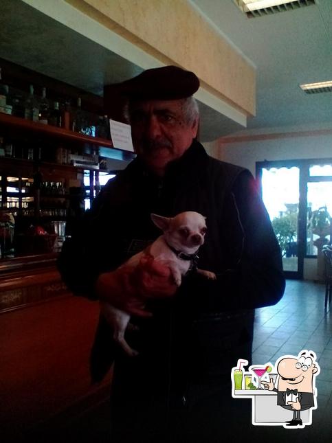 Vedi questa immagine di Bar al Quadrivio
