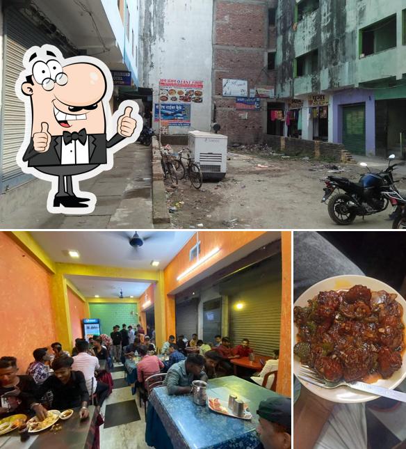 Look at this picture of Khana Khazana Fast Food