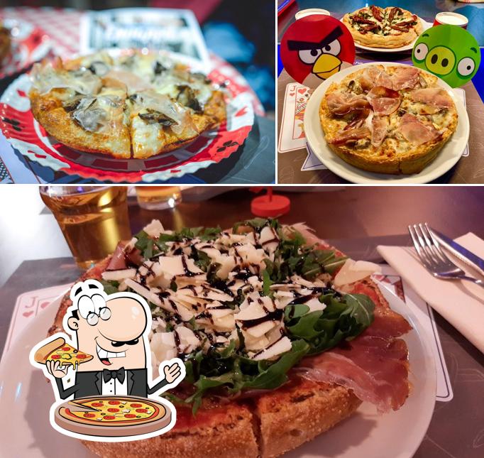 Ordina tra le molte varianti di pizza