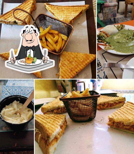 Food at Oladar Cafe