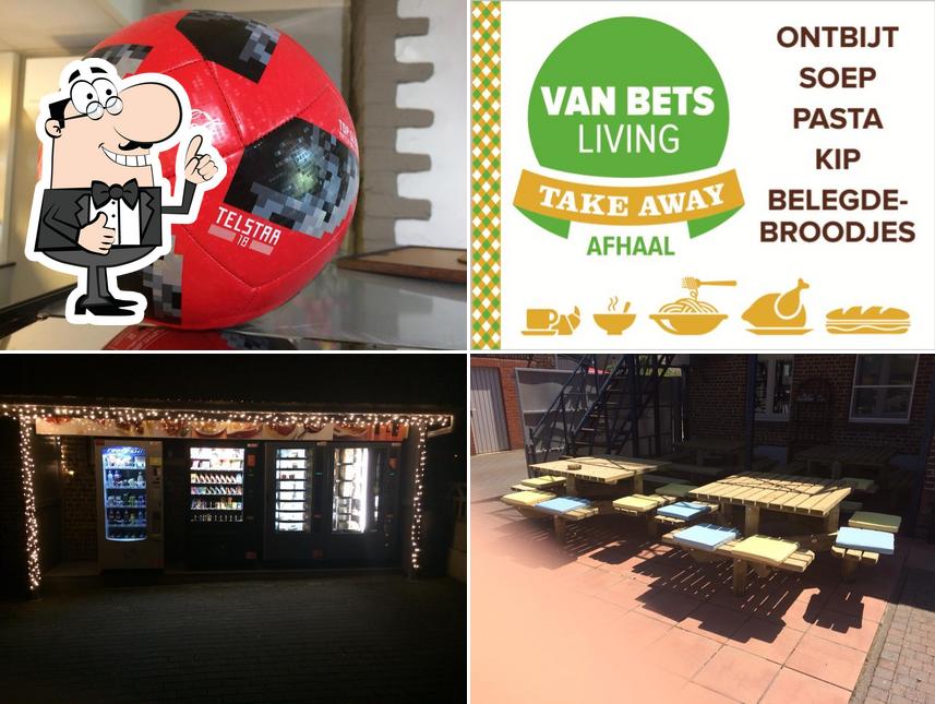 Van Bets Living