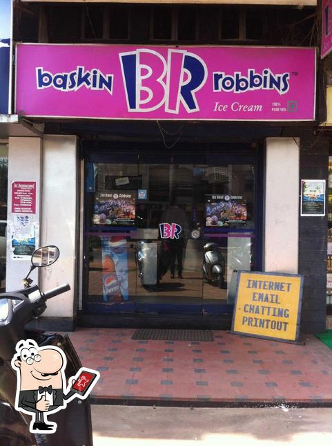 Look at this pic of Baskin Robbins