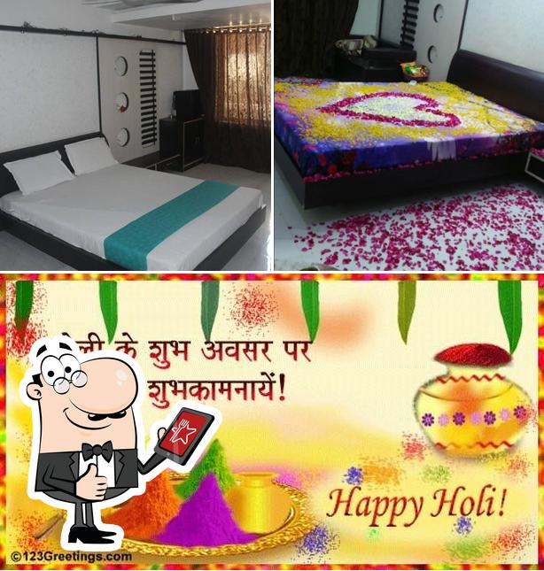 Look at the pic of Hotel Labh