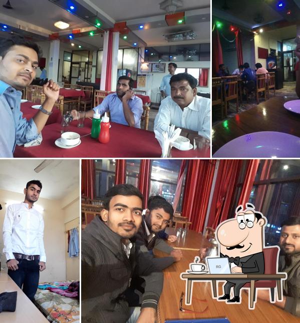 The interior of Wah Lajawab Manage By Green Planet Restaurants