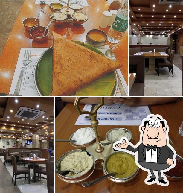 Check out how Chutneys looks inside