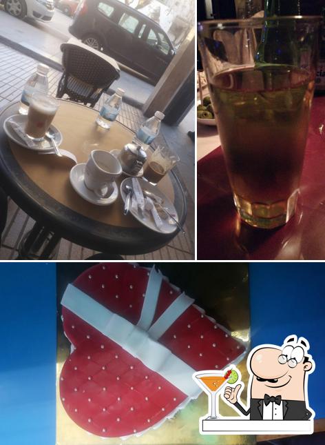 La photo de la boire et extérieur de Café France’s