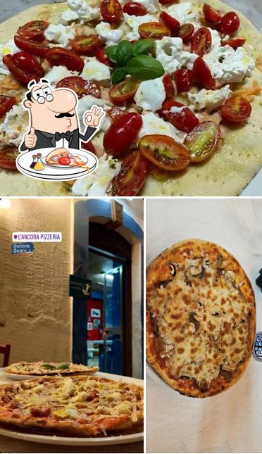 A L'Ancora, puoi provare una bella pizza