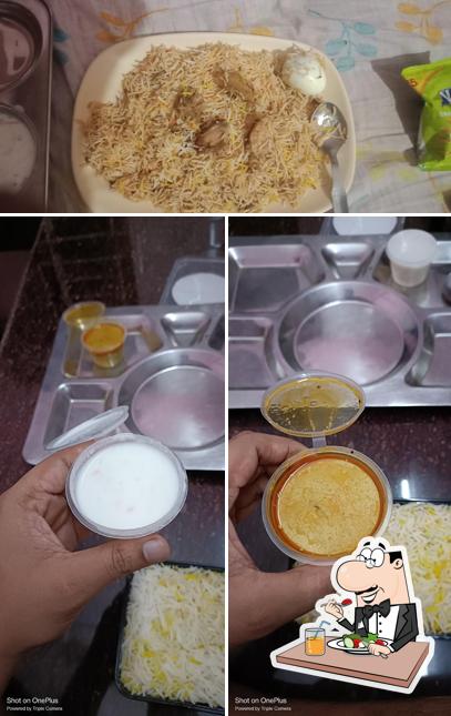 Food at Bikkgane biryani