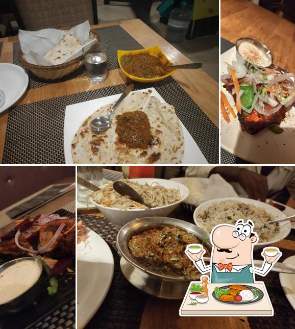 Tandoori chicken at Fayaz Restaurant