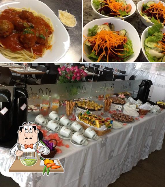 Salada de algas em O Cafe E