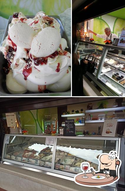 Tra le diverse cose da CREMAGELATO EIS CENTER si possono trovare la cibo e interni