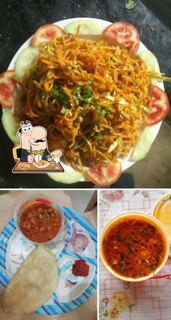 Pad thai at Daurani Jethani Ki Rasoi