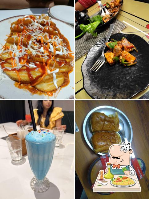 Food at The 90s Café - Chapter 2