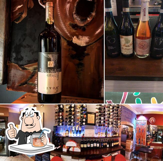 Bar Edicola Read and Drink Cafe
