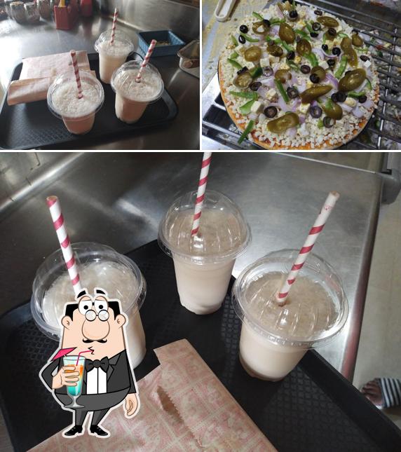 Among various things one can find drink and food at Foody Hub Omaxe City New Chandigarh