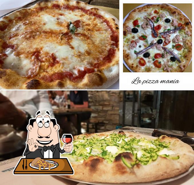 Scegli una pizza a Pizza Mania