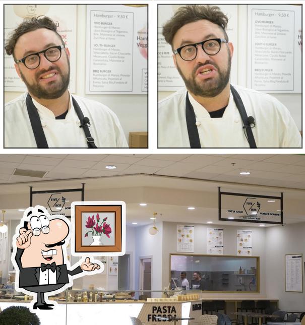 Dai un'occhiata agli interni di FiveBox