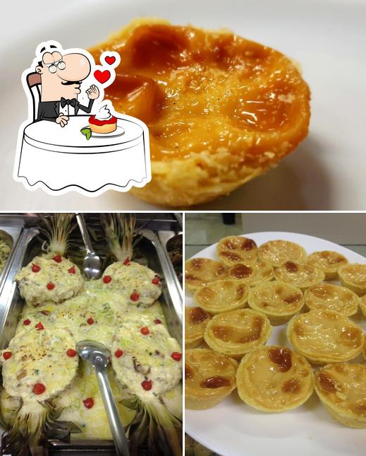 Restaurante Casa da Ilha serve uma escolha de sobremesas