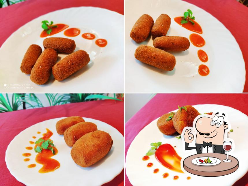 Food at D'Souza Snacks Corner