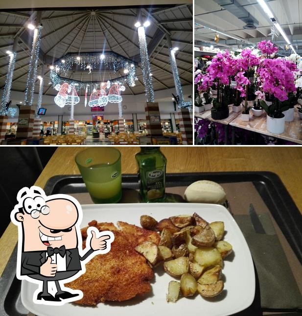 Vedi questa foto di Dinner