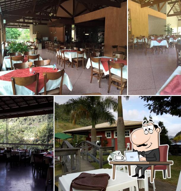 O interior do Restaurante Fazenda Imperial