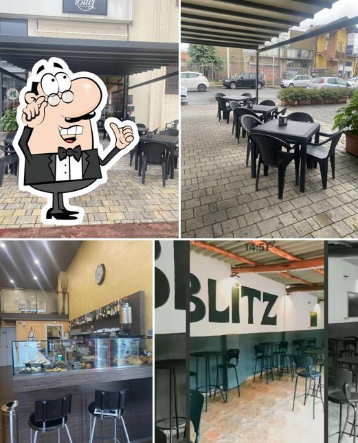 Gli interni di Blitz Bar