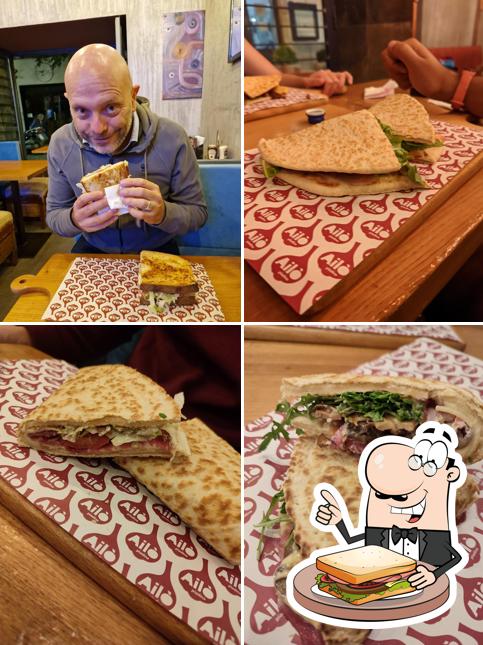 Toast al formaggio al Ailò Piadina