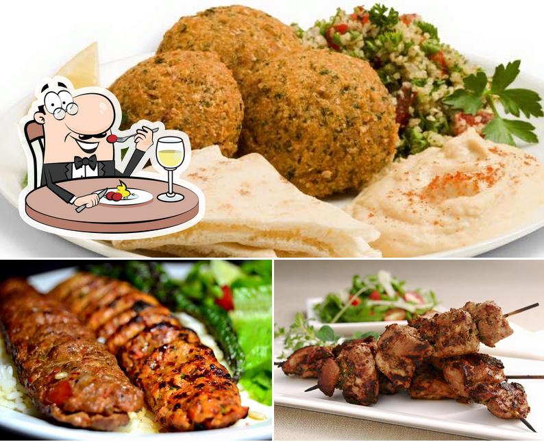 Cibo al Chaupan Kebab Pizza