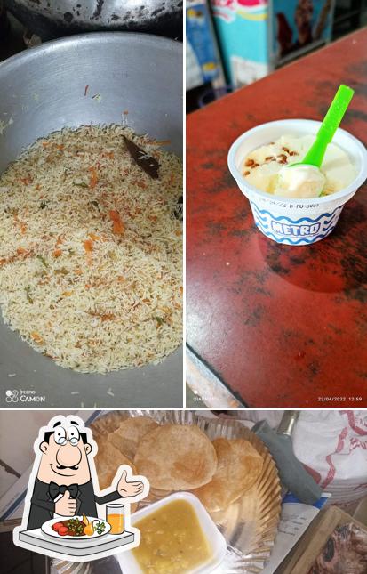 Food at Mes Wet Canteen