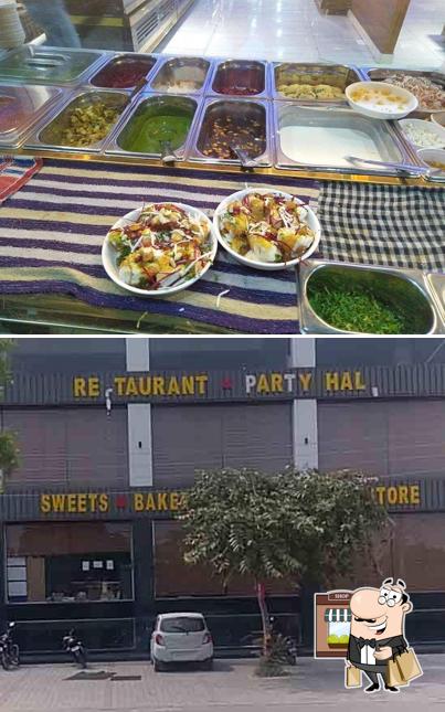 The exterior of Taj Food World