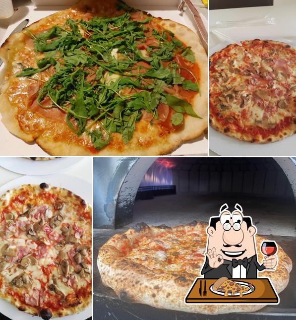 Scegli tra le molte varianti di pizza