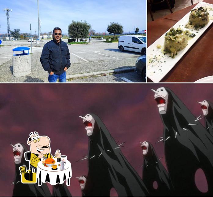 Questa è la foto che presenta la cibo e esterno di Pizzeria Sarracino Di Scala Nicola