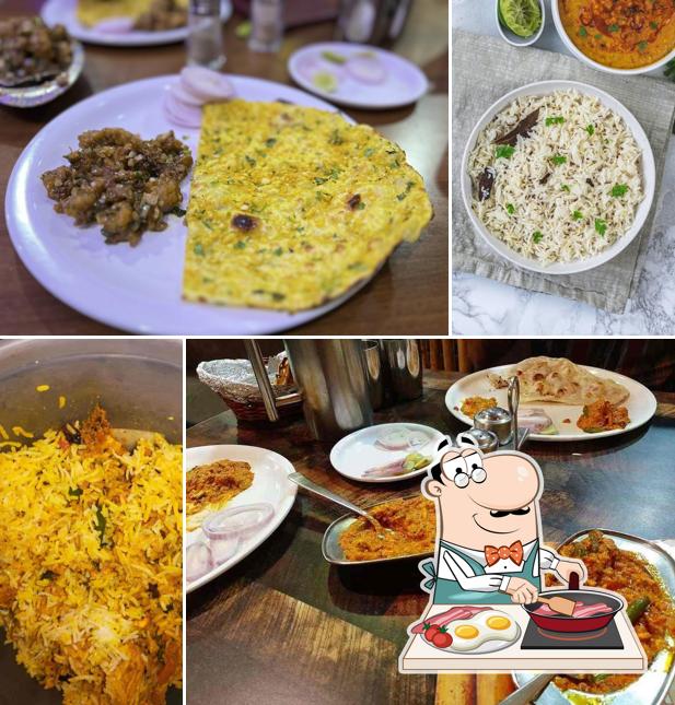 Omelette at Sangam Dhaba- Himayathnagar