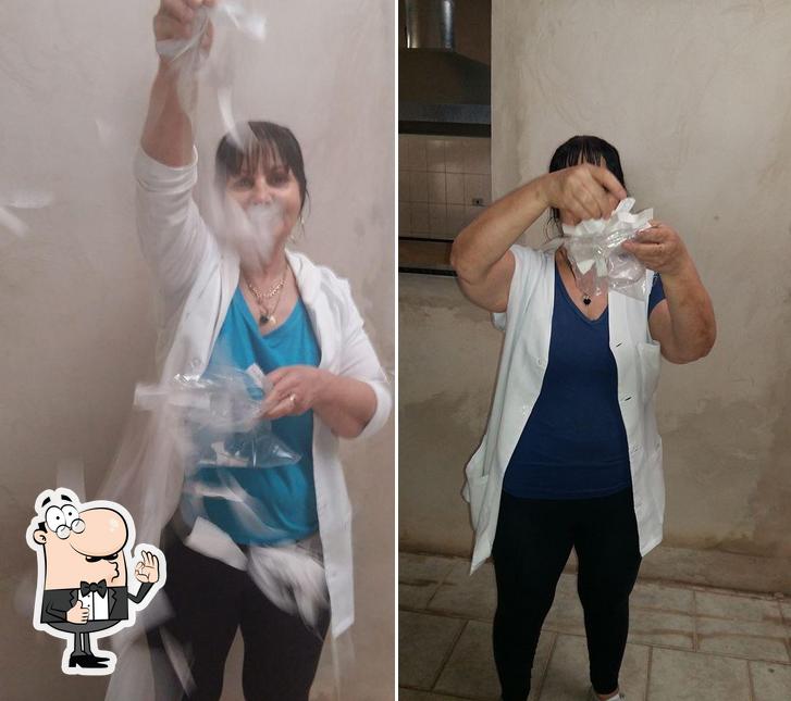 Here's an image of Salgados Maravilha