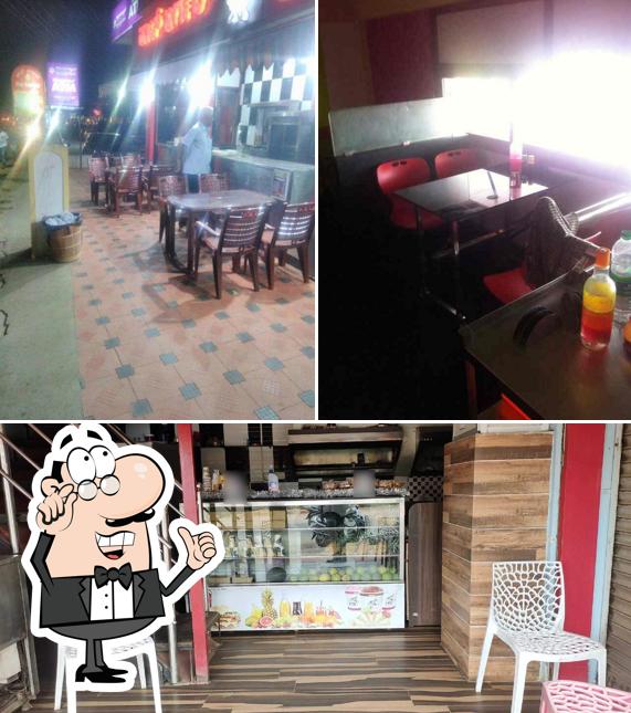 Check out how Hot Burger looks inside