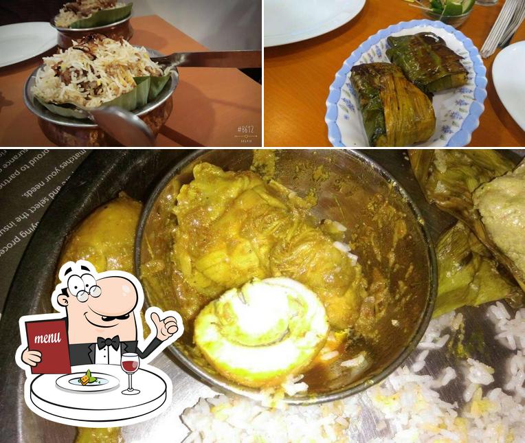 Meals at Bhojohori Manna