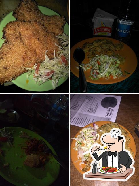 Food at FX Bar and Restaurant