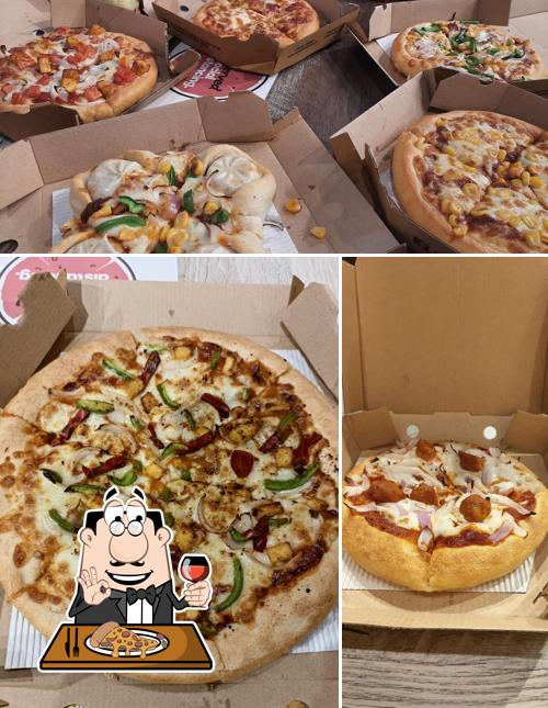 Pick pizza at #NA
