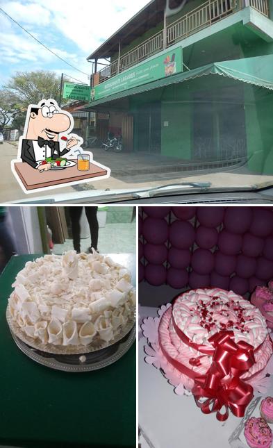 O RESTAURANTE LAGARES se destaca pelo comida e exterior