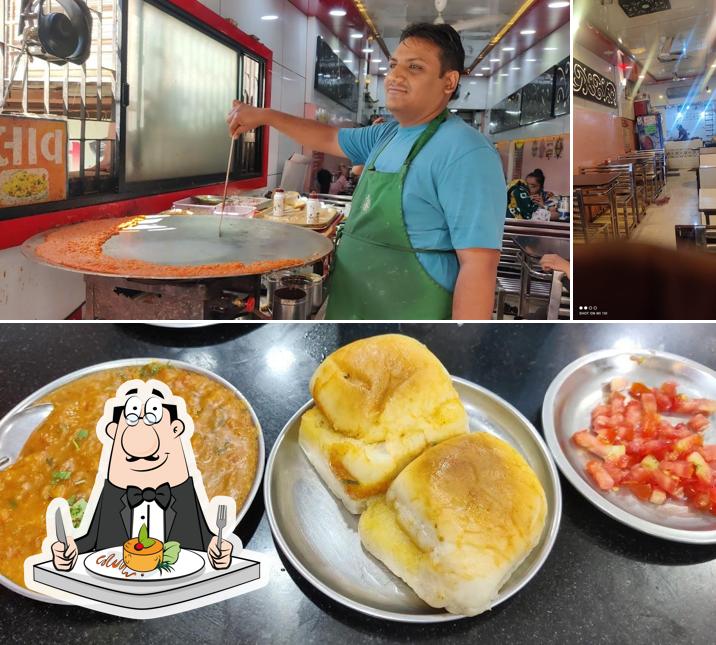 The photo of food and interior at SAMRAT PAVBHAJI