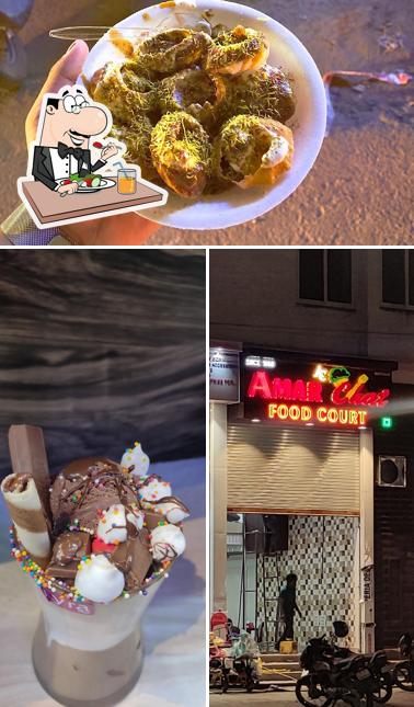 Food at Amar Chat