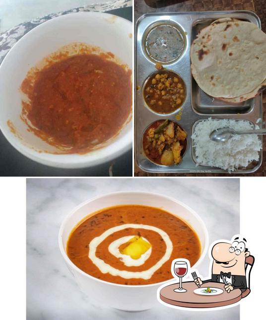 Food at Punjab Kesari Hotel