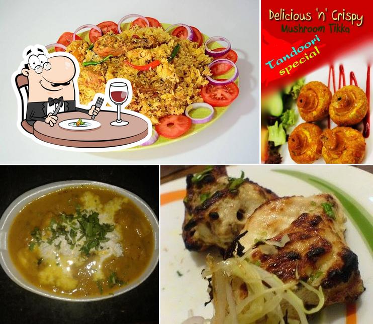 Food at Tandoori restaurant