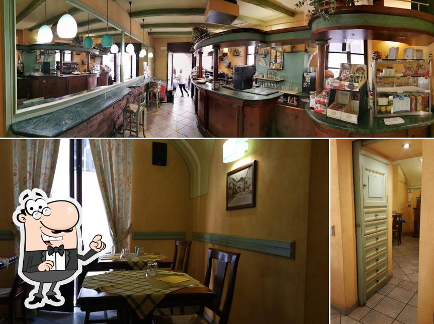 Gli interni di Golden Rose Cafè