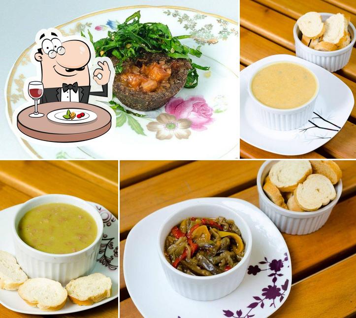 Comida em Confraria do Jamelao
