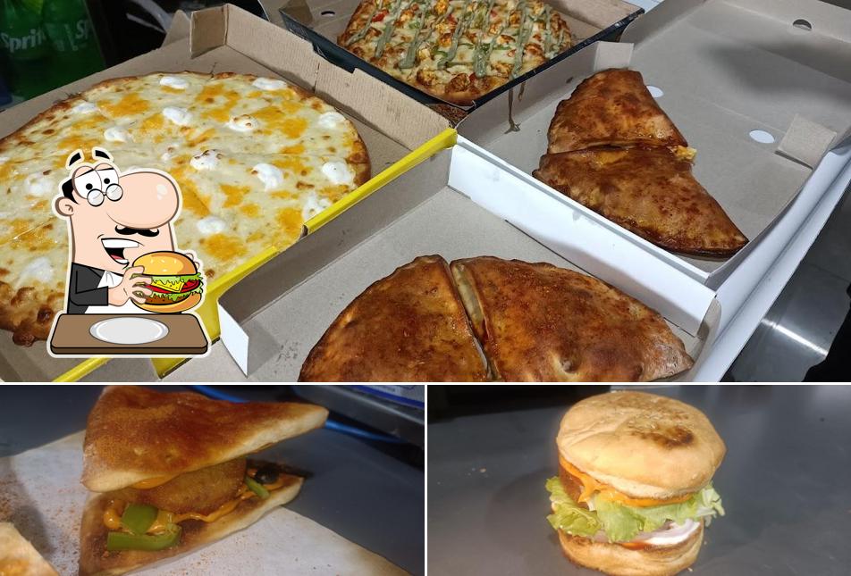 Hamburger at Paper Pizza