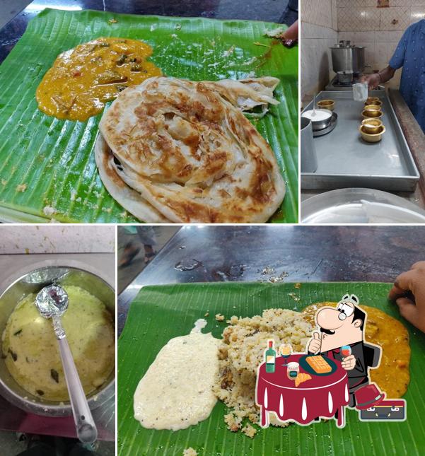 Waffles at Sri Mangalambika Vilas Coffee Hotel (Since 1914)