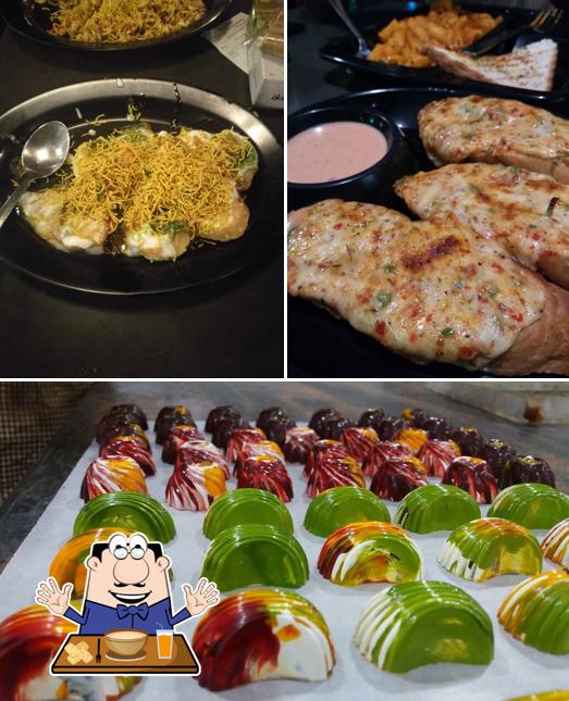 Food at SREE AKSHAYAM SWEETS N BAKERS