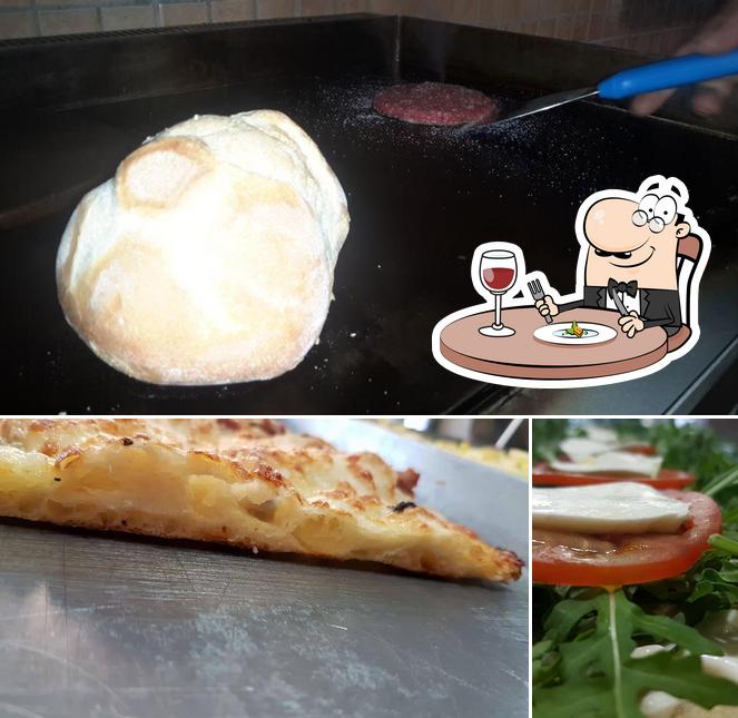 Platti al Pizzeria i Portici panini pizze kebab