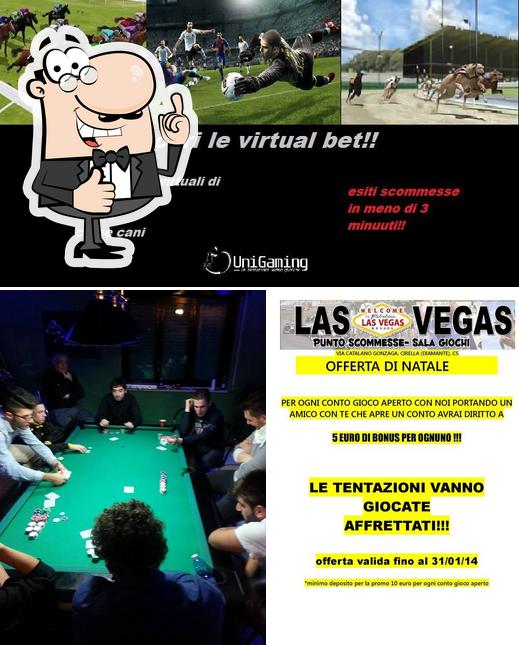 Guarda questa foto di Bar Las Vegas